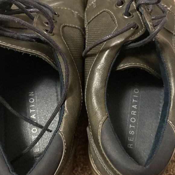 Restoration Hardware Olive Green Leather Lace-Up Oxfords - Picture 1 of 7